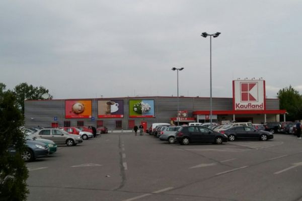 kaufland10F4D111A-2BCB-513E-578A-418005602CB5.jpg