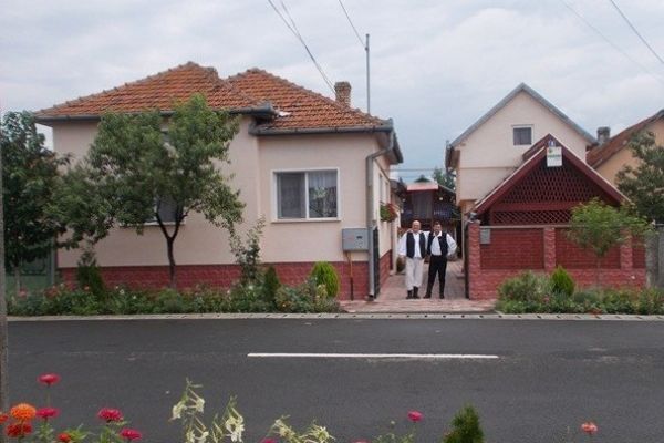 pensiunea-szatmari-otto-21876FA5D-5BE5-4472-87D1-760F4D976CD3.jpg